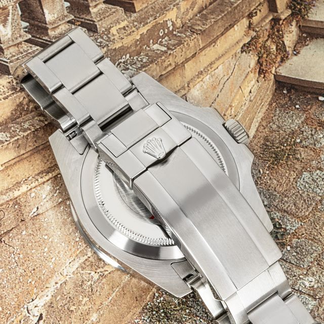 Rolex Submariner 116610 LN Image 3